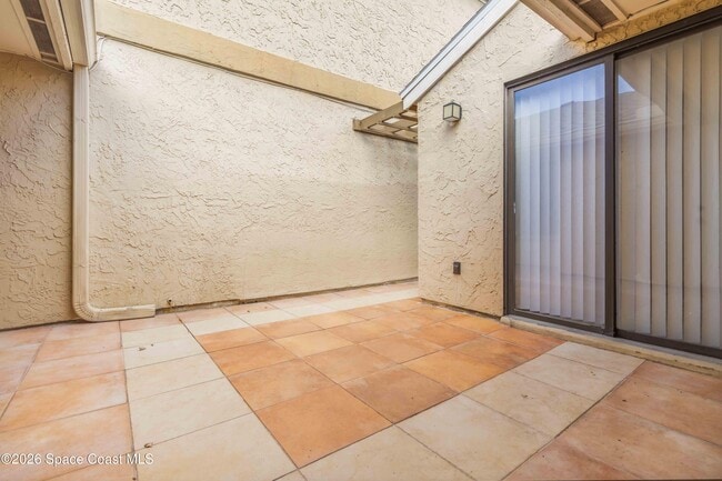 Building Photo - 1480 Sheafe Ave NE