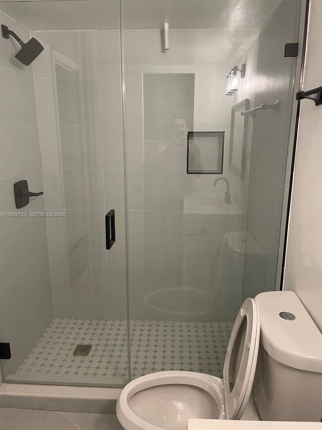 Building Photo - 1455 Holly Heights Dr