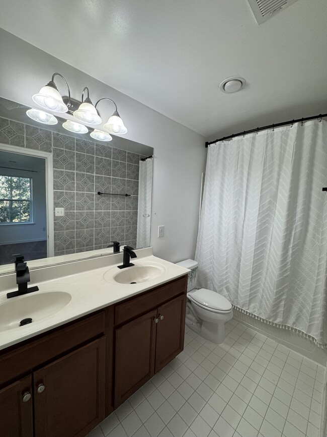 Building Photo - 44337 Ocelot Way