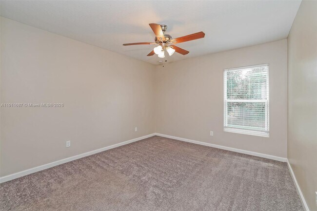 Building Photo - 3611 SW San Benito St