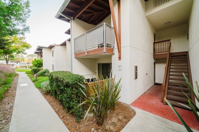 Building Photo - 1760 S El Camino Real