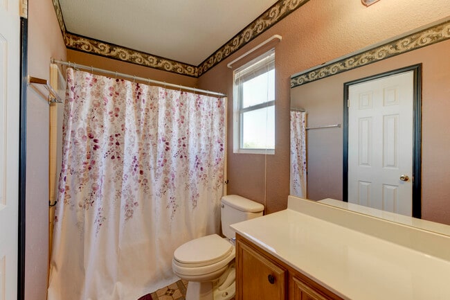 Building Photo - 4201 Thunder Creek Dr