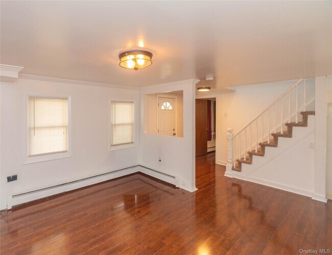 Building Photo - 30 Tobins Ln