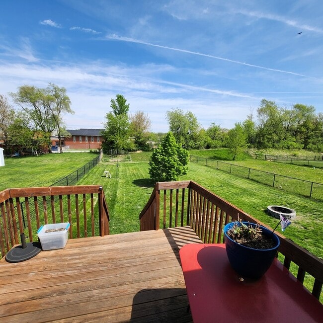 Building Photo - 4636 E Merced St