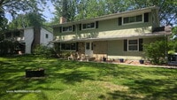Building Photo - 5 bed 3 bath spacious single-family house, in Mounds View School District