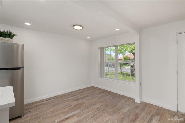 Building Photo - 3509 Katrina Ave