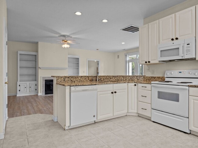 Building Photo - Efficient Brandywine home Available now