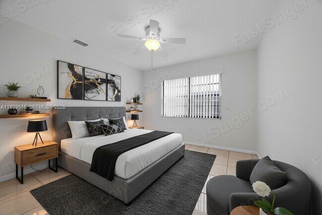 Building Photo - 18322 SW 94th Ct