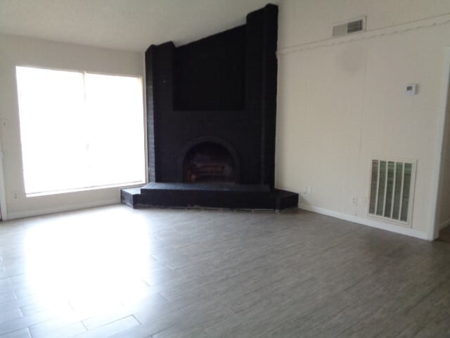 Building Photo - 22430 Meadowgate Dr