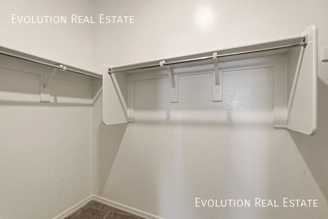 Building Photo - 11461 E Ulysses Ave