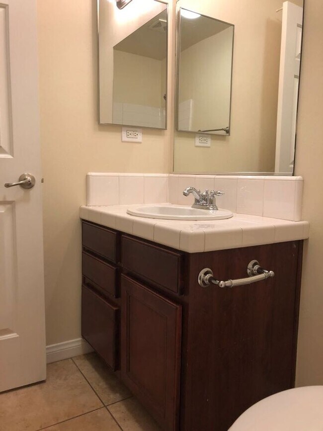 Building Photo - 13003 Lake Pueblo Way