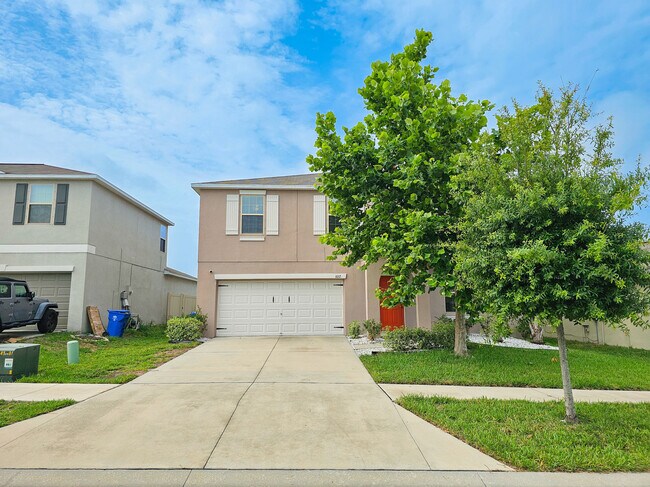 Building Photo - 10520 Strawberry Tetra Dr