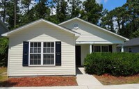 Building Photo - 3 Bedroom, 2 Bath House Available 1/15/2026