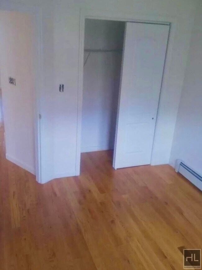 Building Photo - CATALPA AVENUE