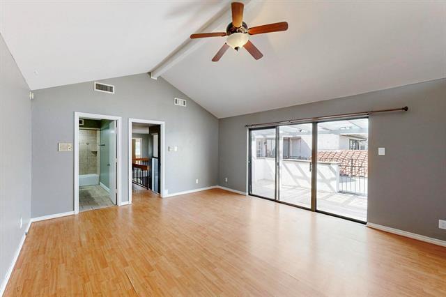Building Photo - 3103 Lakeside Dr
