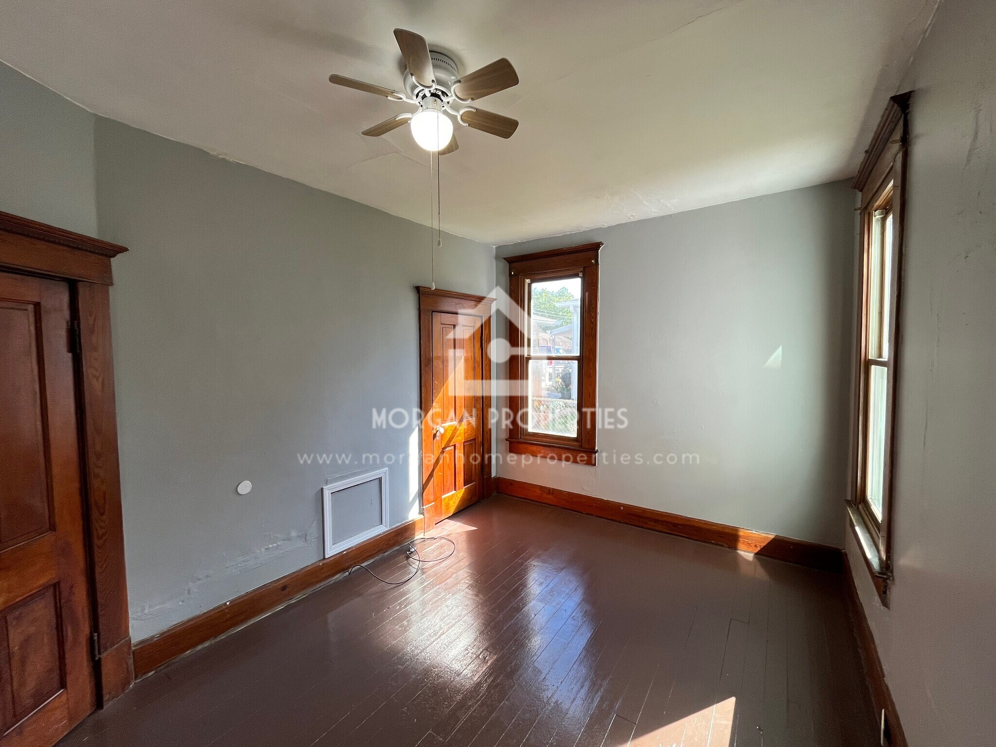 Building Photo - 138 S 7th St