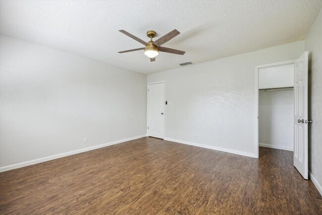 Building Photo - 11602 Fast Horse Dr
