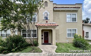 Building Photo - 1535 W Woodlawn Ave