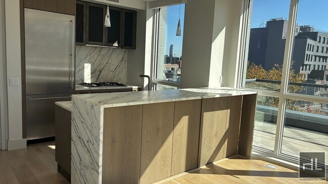 Building Photo - 251 E 2nd St