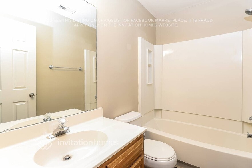 Building Photo - 4005 Canbury Ct