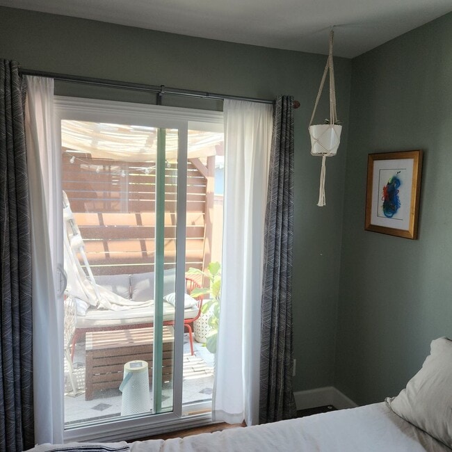 Building Photo - Northpark 3bed 1 bath house, Upgraded in  ...