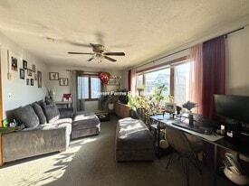 Building Photo - 10 Garfield Ave