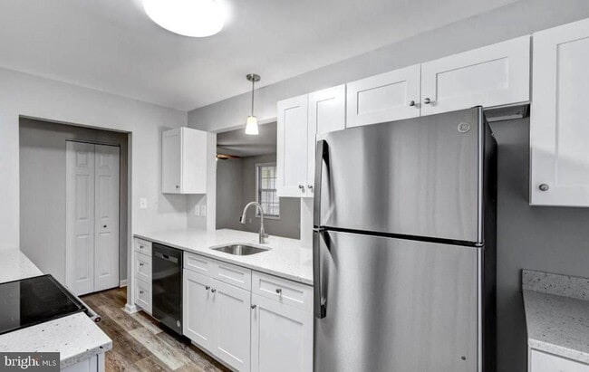 Building Photo - 3629 10th St