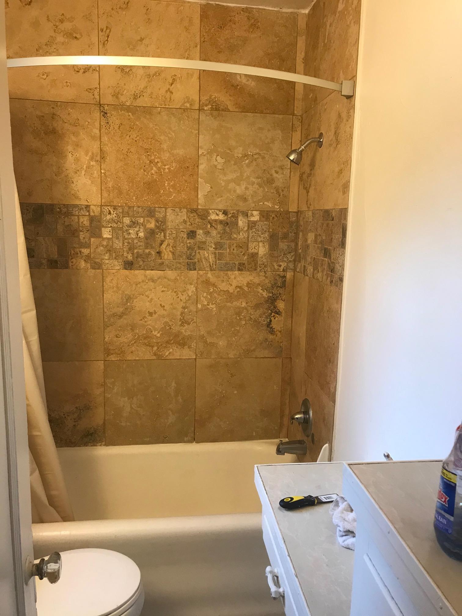 Building Photo - 315 NE 28th Ave