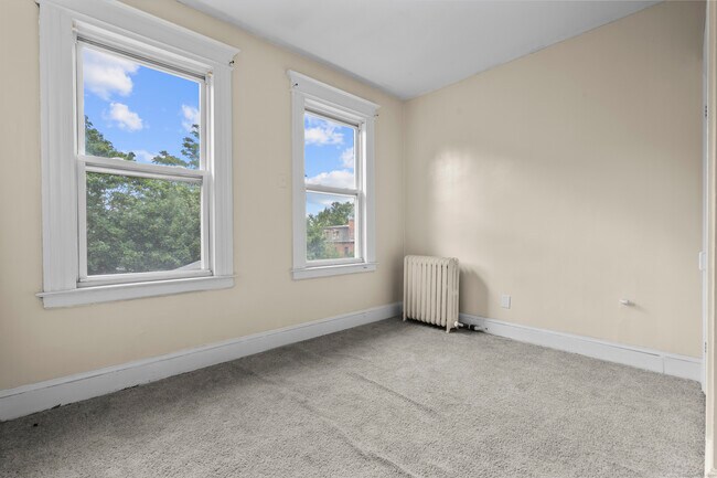 Building Photo - 29 Belden St