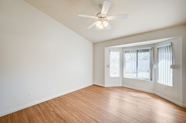 Building Photo - Charming 2 Bedroom, Single-Story Home in S...