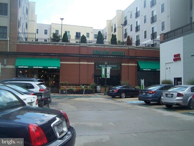 Building Photo - 311 Dawson Ave