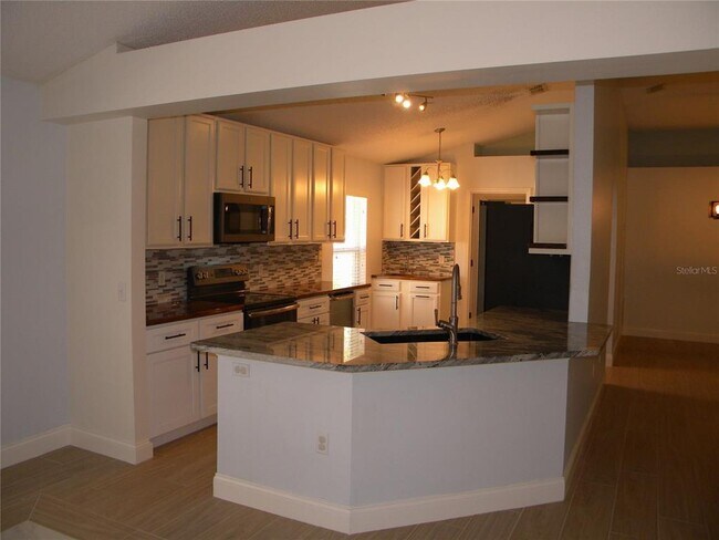 Building Photo - 1821 Corner Meadow Cir