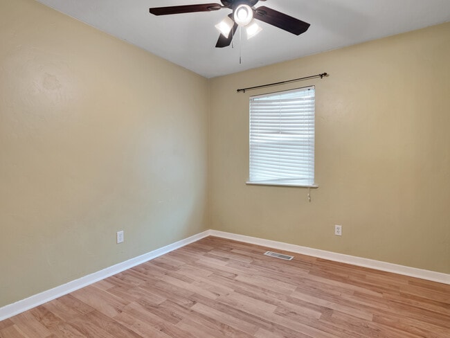 Building Photo - 4117 Wiggington Rd
