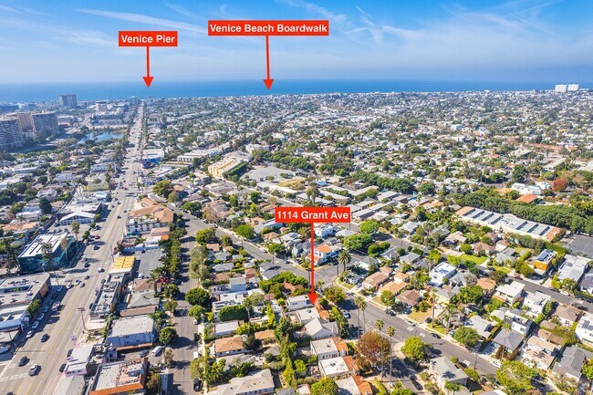 Building Photo - Warm & Inviting Venice Beach Rental Home!