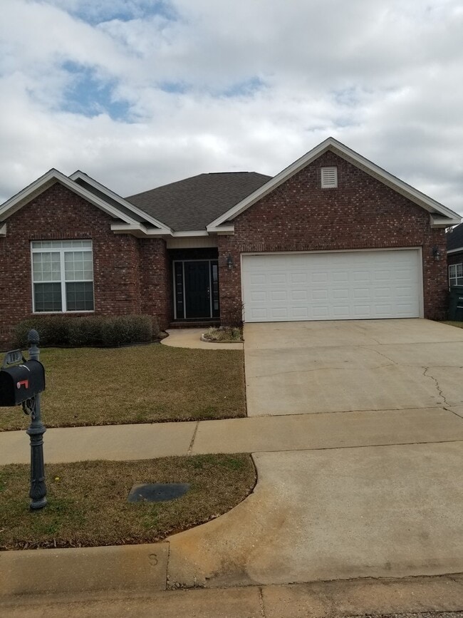 Building Photo - Cotton Creek Subdivision, Enterprise, AL