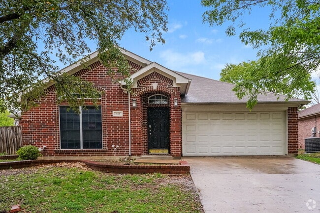 Building Photo - 1601 Prescott Dr