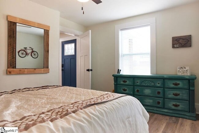 Building Photo - 4 Lindberg Ave