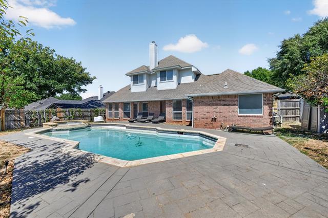Building Photo - 305 Brazil Dr