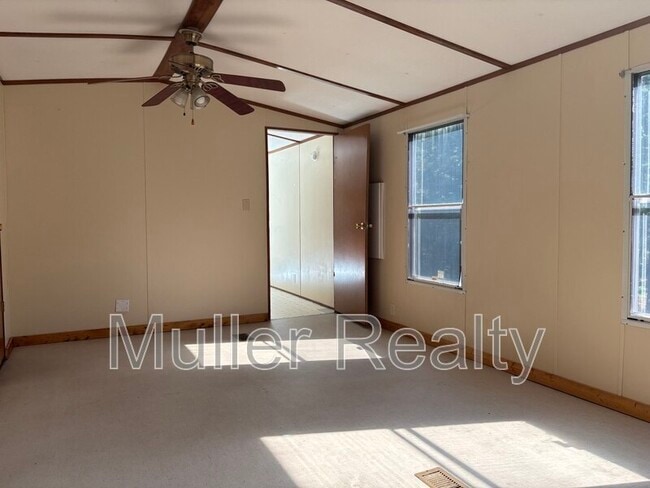 Building Photo - 2241 Woodby Rd