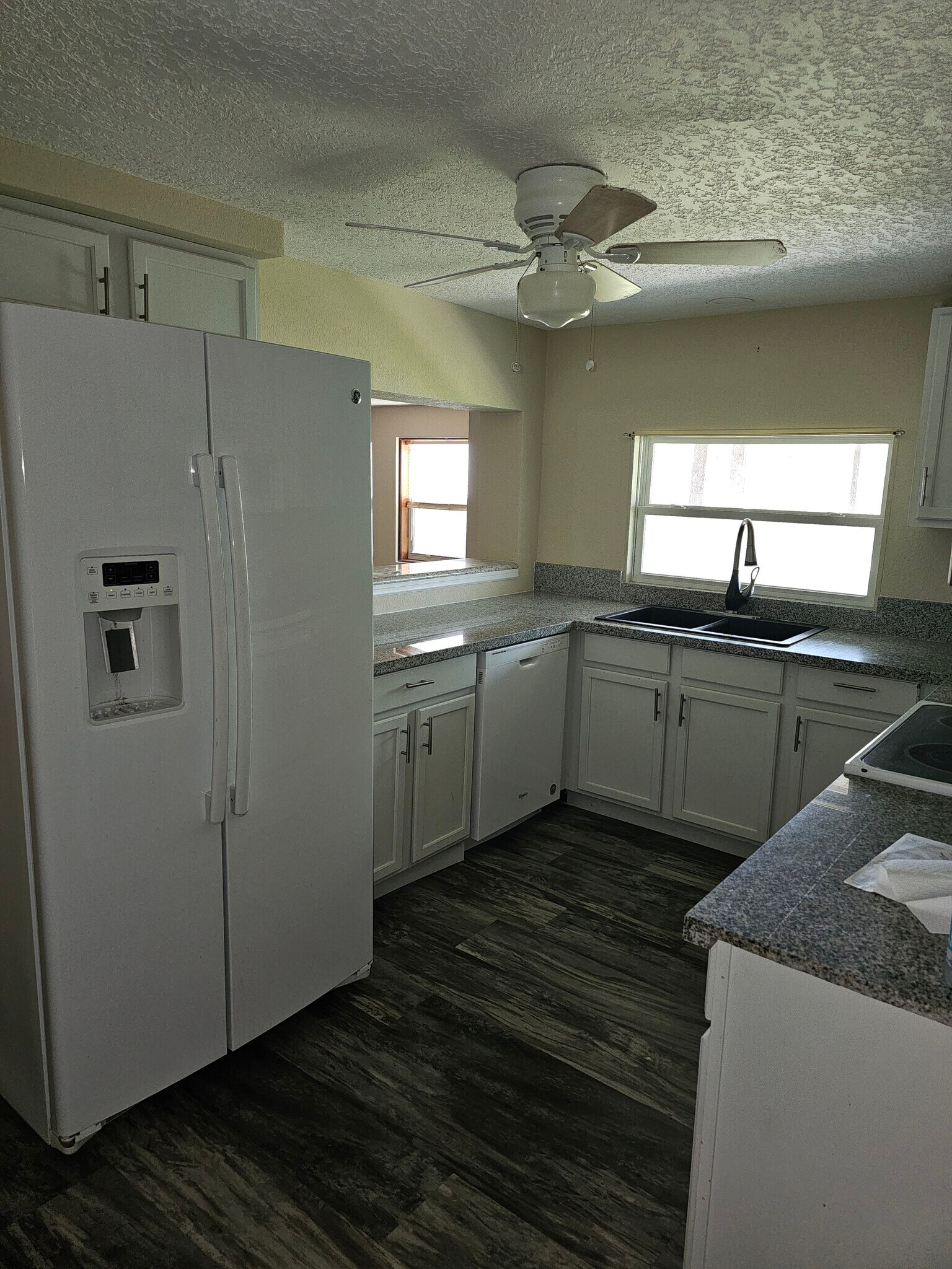 Building Photo - 3736 Sail Dr