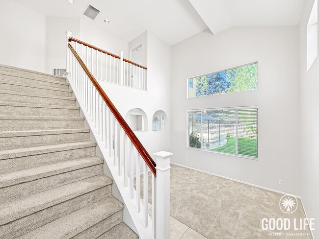 Building Photo - Foothill Ranch 3BR | Private Backyard, 2-Car Garage & Community Pool + Jacuzzi