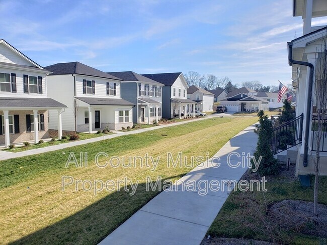 Building Photo - 1608 Espy Aly