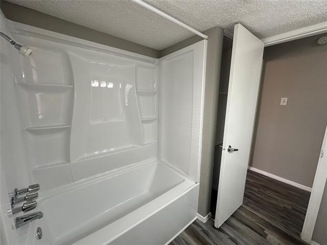 Building Photo - 9823 Summerwood Cir