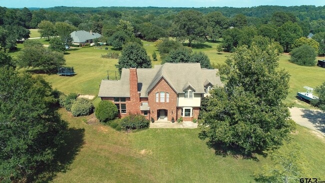 Building Photo - 18751 Ridgeline Rd