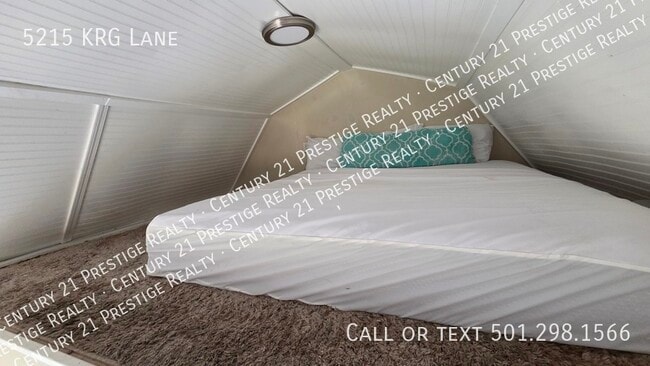 Building Photo - 5215 Krg Ln