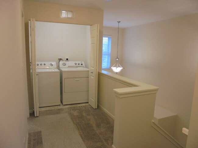 Building Photo - 32454 Rushmore Ave