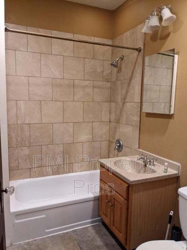 Building Photo - 3014 N 2nd St