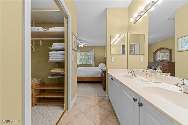 Building Photo - 7815 Regal Heron Cir