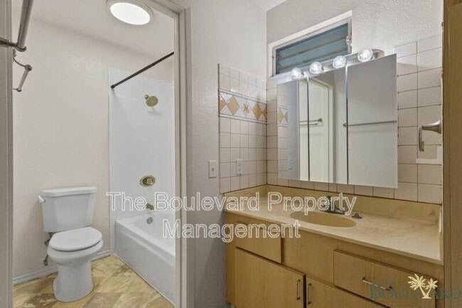 Building Photo - 98-1379-1379 Koaheahe Pl