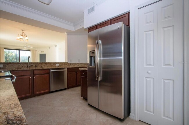 Building Photo - 16804 Vardon Ter